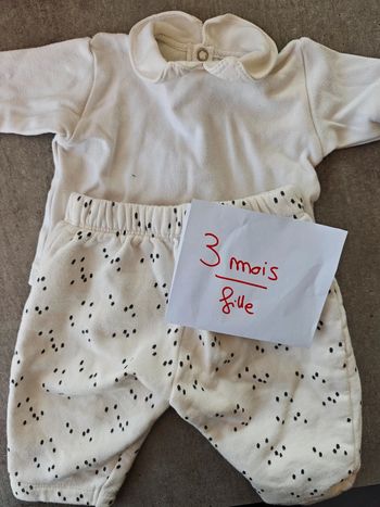 Ensemble pantalon et haut avec col claudine