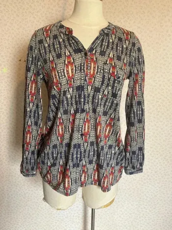 Magnifique blouse manche longue taille 3/40