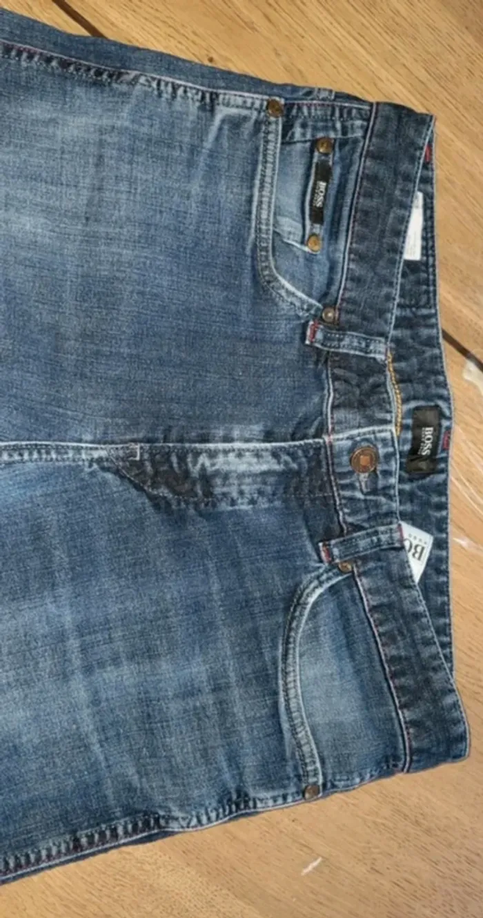 Jeans Hugo Boss W32L34 - photo numéro 3