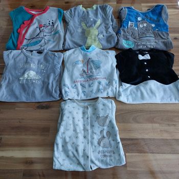 Lot de 7 pyjamas hiver 6 mois