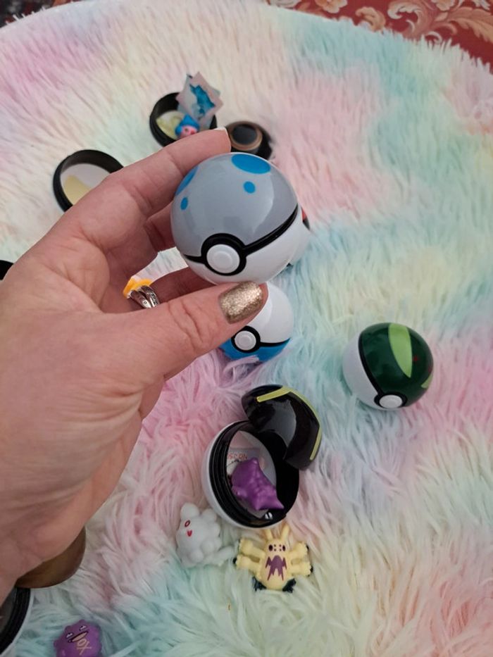 Lot de pokeball pokemon - photo numéro 10