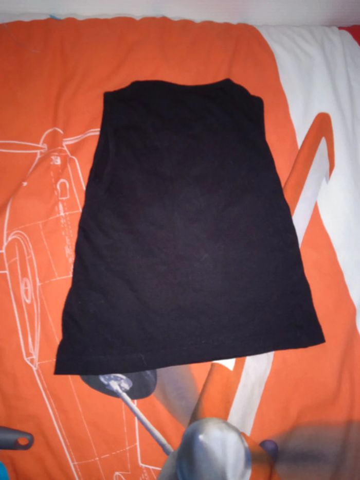 T-shirt sans manche 6A - photo numéro 3