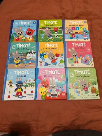 📚 Lot de 9 livres Timoté