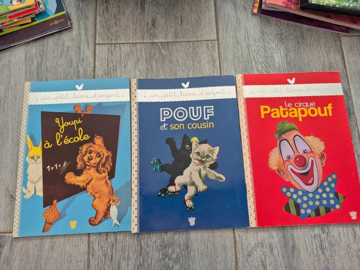 Lot 3 livres - Un petit livre D'argent
