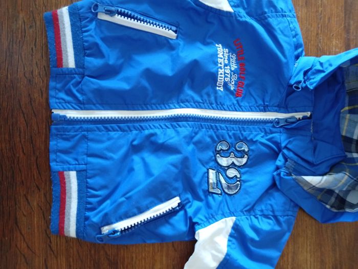 Veste coupe vent taille 6 mois - photo numéro 3