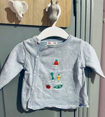 Superbe gilet bébé DPAM