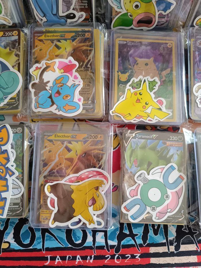 Lot de 50 cartes Pokémon aléatoire +1 carte ultra rare - photo numéro 2