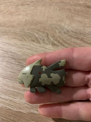 Figurine Pokémon relicanth