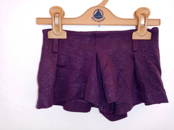 Short violet Taille 2 ans