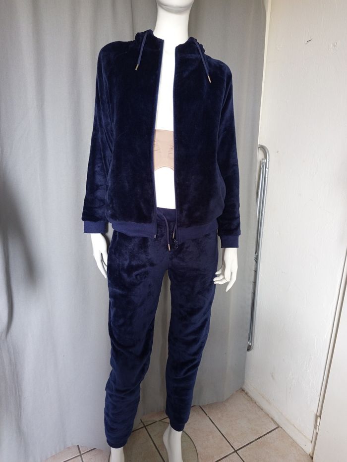 Tenue intérieur femme - photo numéro 4