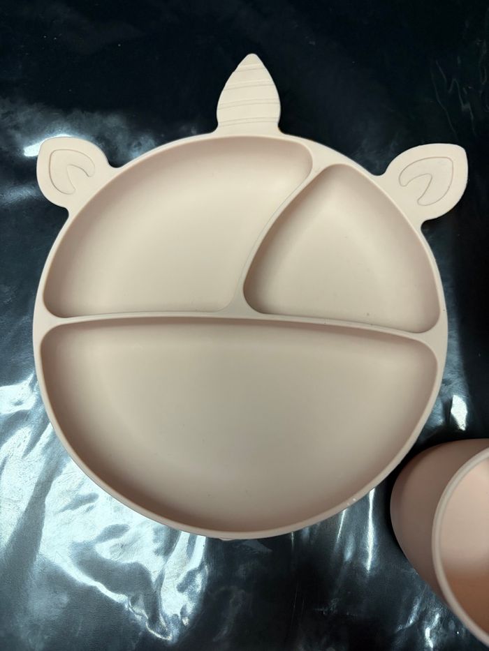 Lot assiette bol et verre en silicone avec ventouse - photo numéro 3