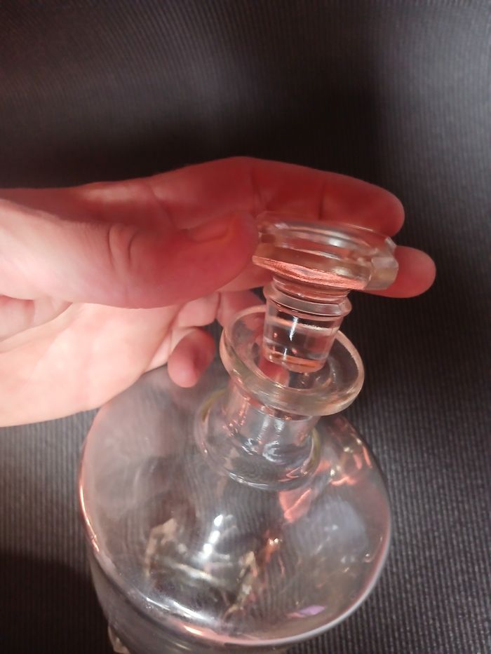 Carafe avec bouchon - photo numéro 2