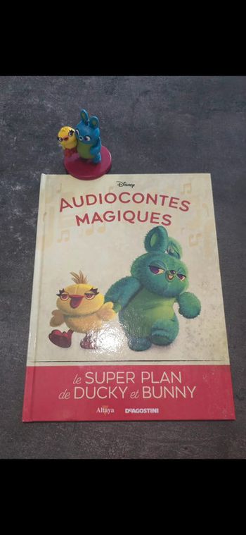 Livre et figurine 131 des audiocontes Magiques altaya audio conte audio compte disney