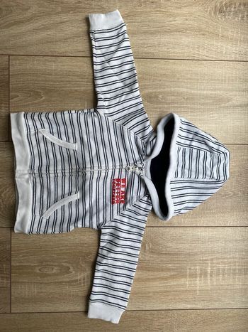 Sweat-shirt à capuche