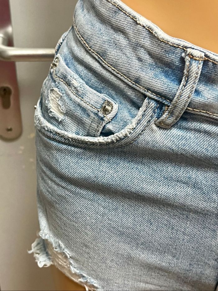 Short destroy Zara - photo numéro 3