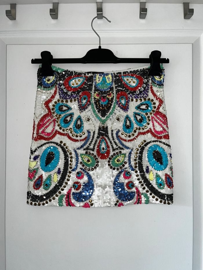 Jupe à strass à motifs colorés, taille S