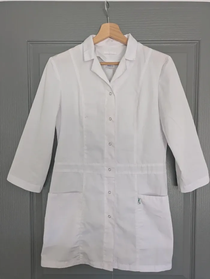 Blouse blanche taille 36 medi S