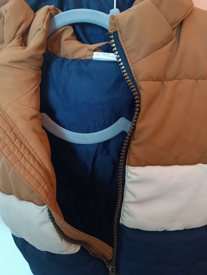 Doudoune sans manche H&M 18 mois - photo numéro 2