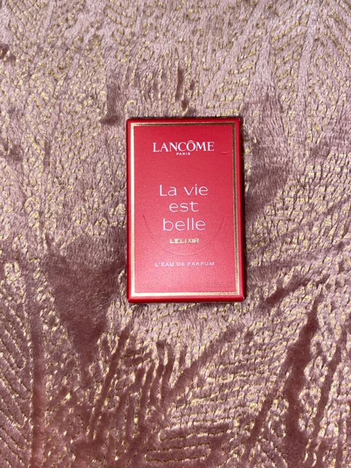 Miniature de parfum la vie est belle l’élixir 4 ml