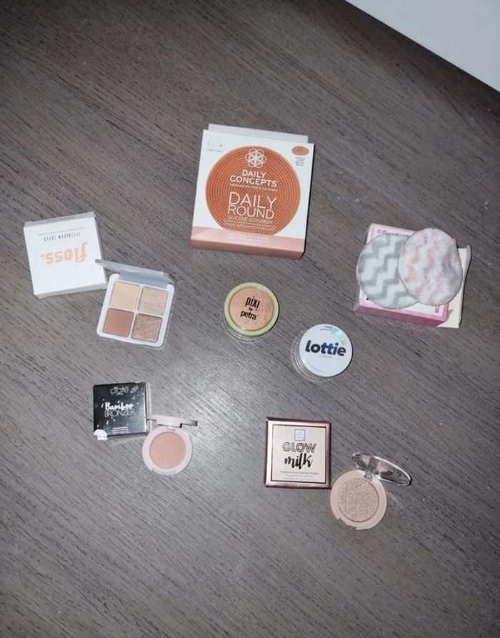Maquillage + accessoire - photo numéro 2