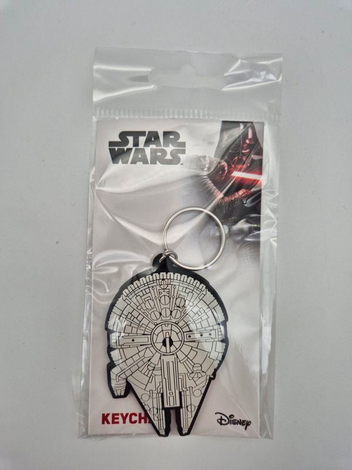 🌌 Lot 6 Porte-clés Star Wars – Officiels Disney – Neufs sous blister 🌌 - photo numéro 7