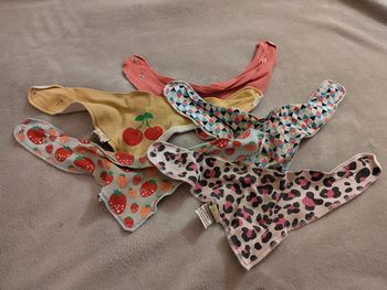 Lot de 5 Bavoirs bandana