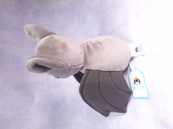 peluche Jellycat retired Wrapabat Brown BAT3BEN Halloween collection - photo numéro 4
