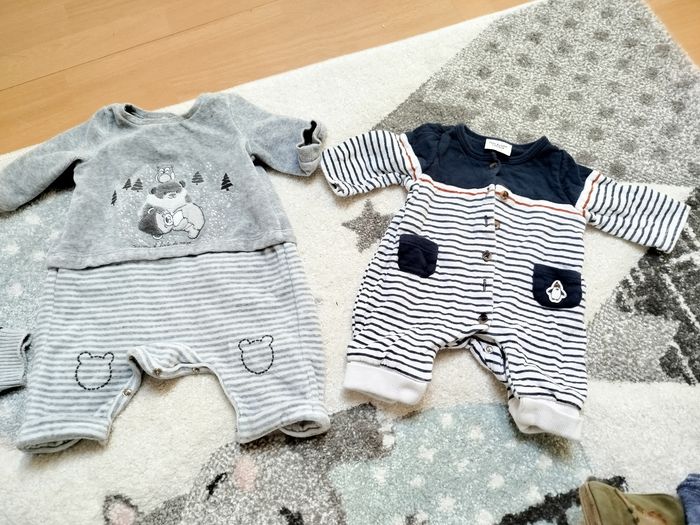 Lot vêtements taille 1 mois garçon - photo numéro 7