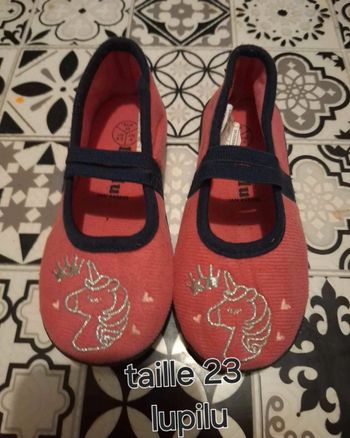🩵 chausson taille 23 lupilu  🩵