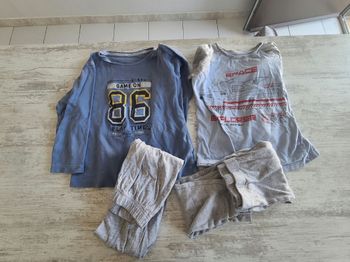 Lot de pyjamas