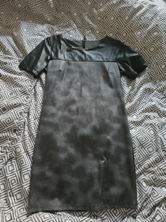 Robe soirée effet cuir serpent noir