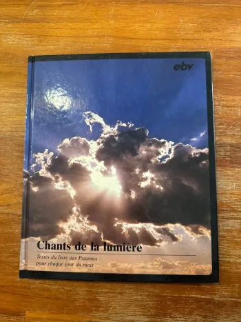 Livre chant de la lumière