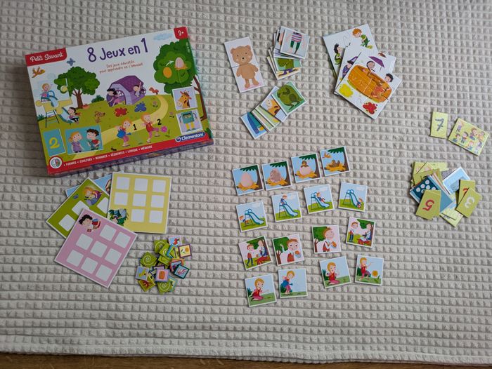 Coffret Éducatif CLEMENTONI "Petit Savant" - 8 Jeux en 1