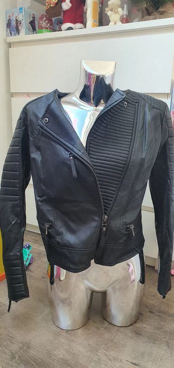 Blouson noir