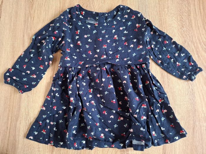 Lot de vêtements fille 80cm - photo numéro 2