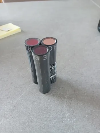 Lot 3 rouge à lèvre Sephora 10 euros ou 5 euros à l unité