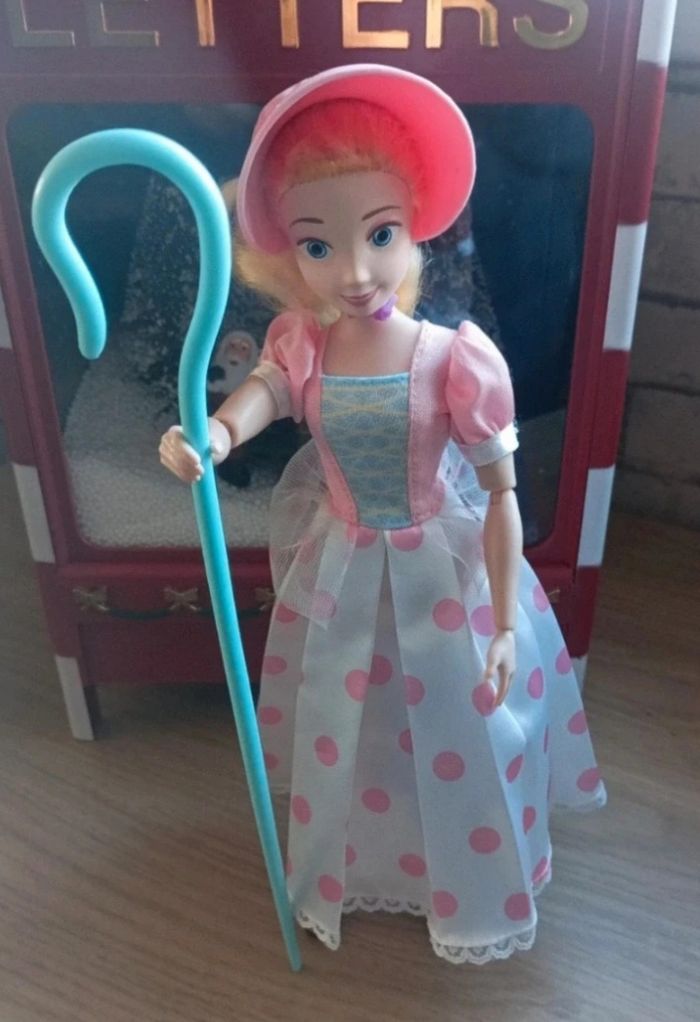 Toy story la bergère totalement articulée 30 cm