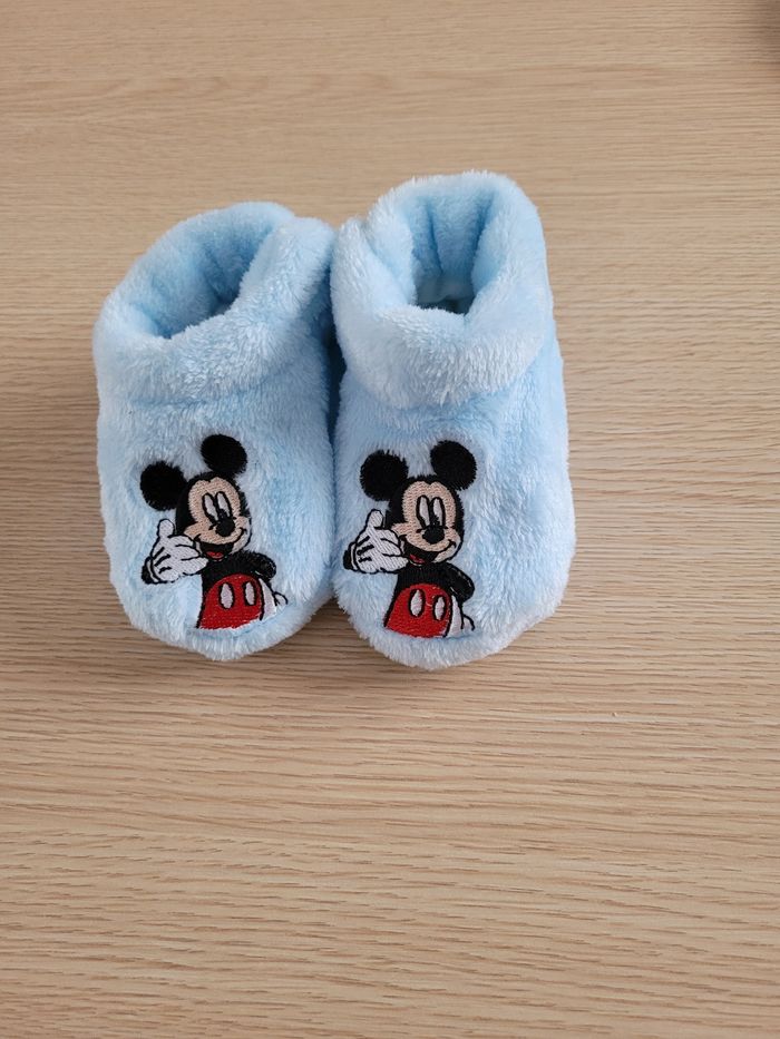 Chaussons bebe - photo numéro 3