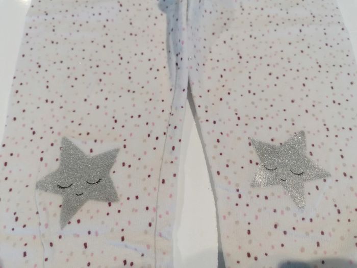 Lot 3 thee shirt et 1 legging T 12-24 mois 👶 - photo numéro 8