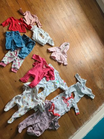 Lot fille 3 mois kiabi/disney/obaibi