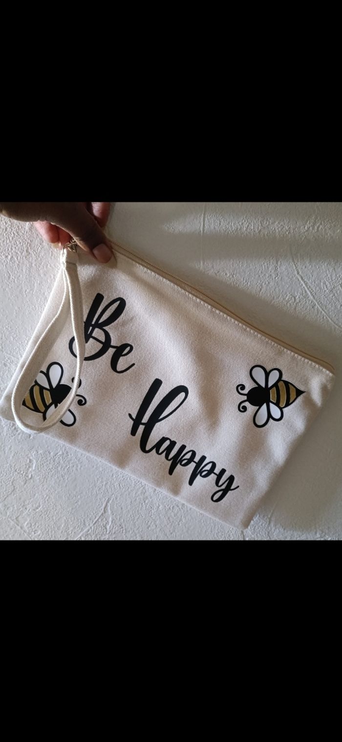 Pochette Be Happy
