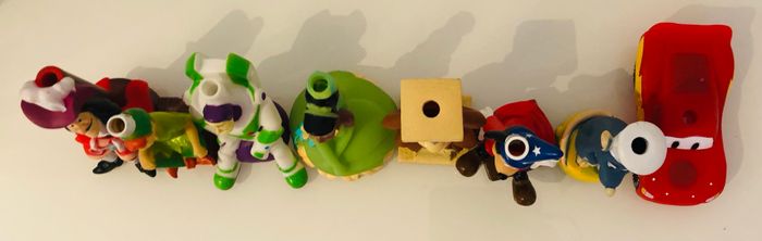 Disney Disneyland lot 8 bouchons pailles figurine straw bottle cap figure lot collection SOP77 - photo numéro 2