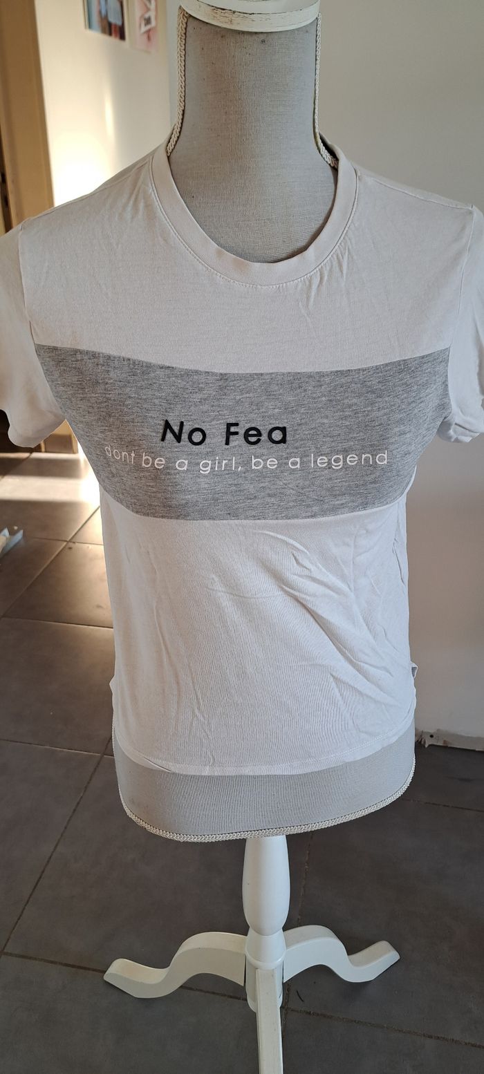 T-shirt femme taille xs - photo numéro 1