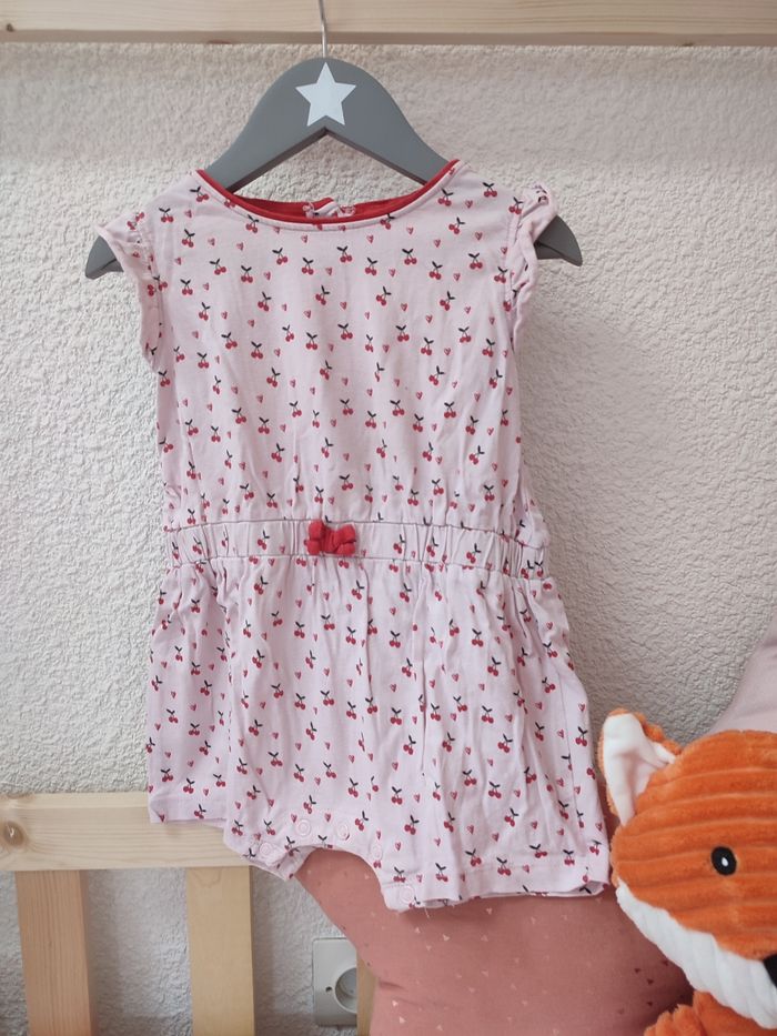 Combishort - Thème cerise - 18 mois - Très bon état - Tissaia - photo numéro 2