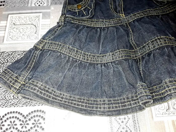 🔮 Jupe en Jean Okaidi en 3 ans 🔮 - photo numéro 3