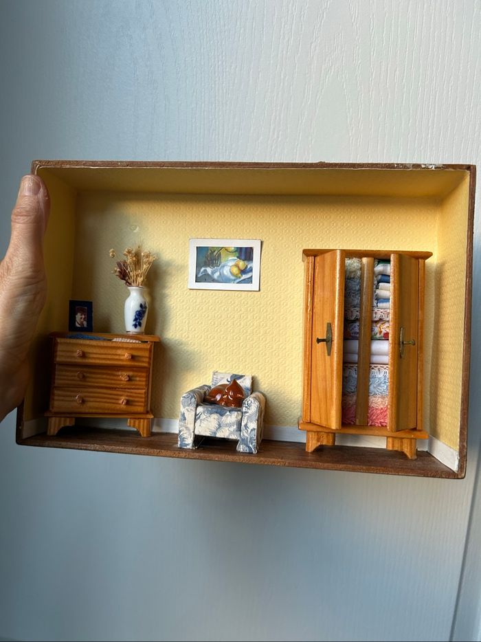 Vitrine diorama de collection miniature. - photo numéro 2