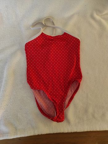 Maillot de bain rouge une pièce