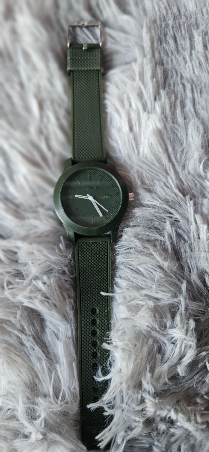 Montre Lacoste neuf