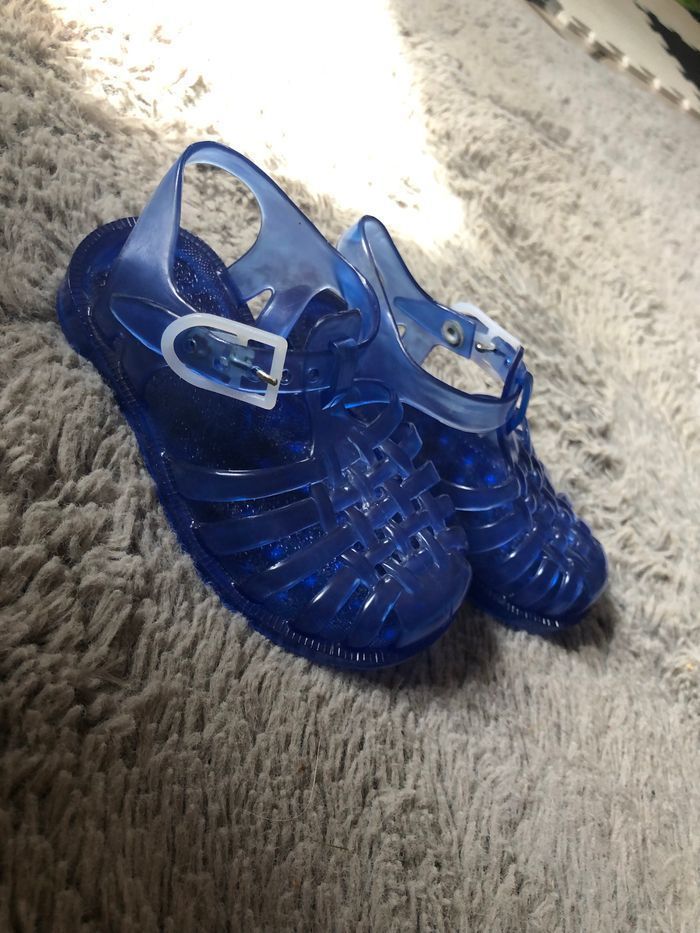 Chaussures de plage taille 23 - photo numéro 2