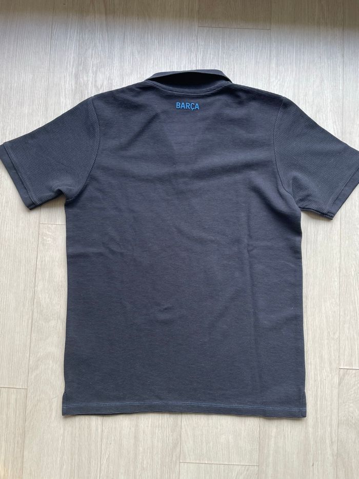 FC Barcelone Polo- Taille M - Parfait état - photo numéro 5